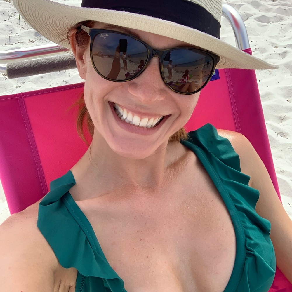 Meet your Posher, Pamela